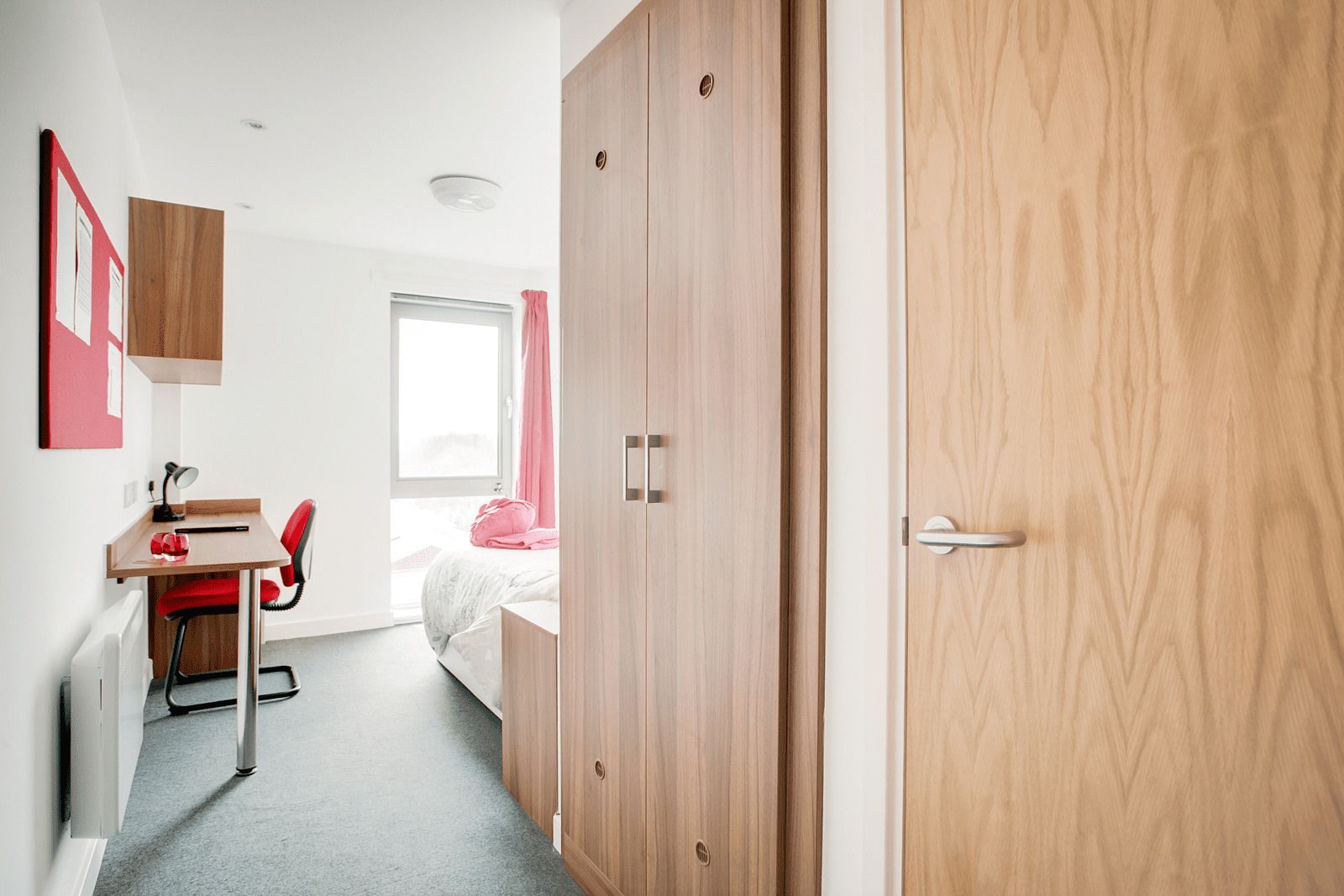 Standard Ensuite - 4 Bed Flat - room
